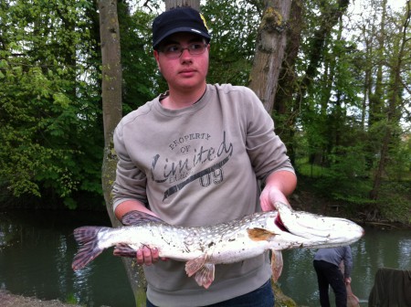 Valentin, c'est le photographe que tu doit regarder !! 